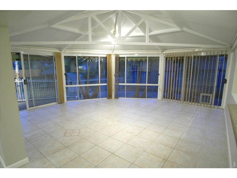 9 Dorlton Street, Kings Langley NSW 2147