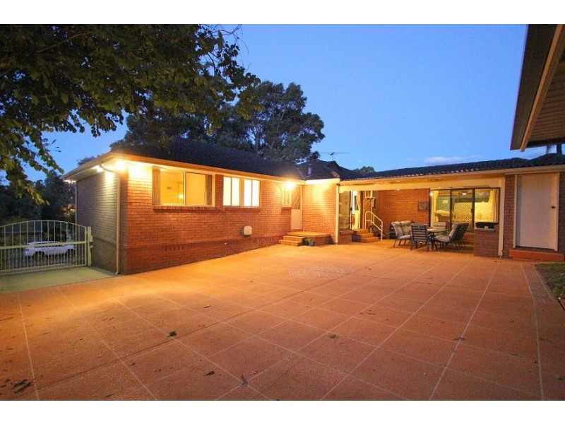 52 Plymouth Crescent, Kings Langley NSW 2147