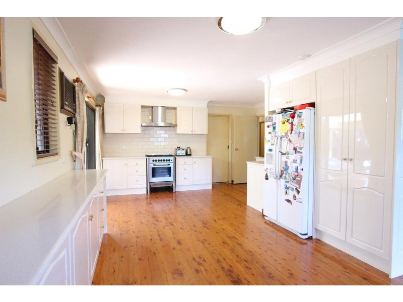 52 Plymouth Crescent, Kings Langley NSW 2147