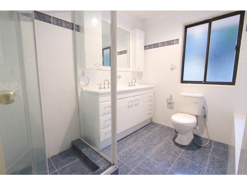 52 Plymouth Crescent, Kings Langley NSW 2147