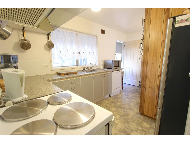 63 Vardys Road, Lalor Park NSW 2147