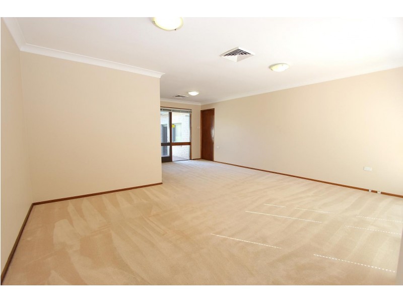 13 Deptford Avenue, Kings Langley NSW 2147