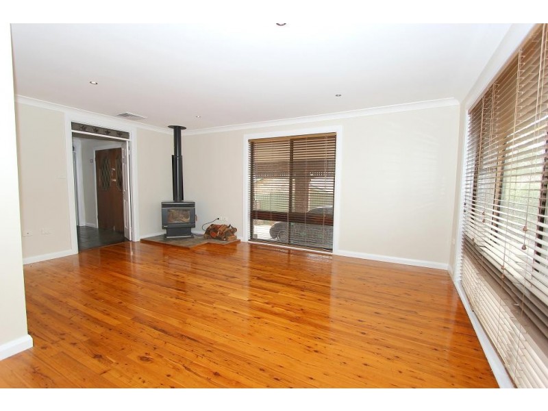 15 Ellis Place, Kings Langley NSW 2147