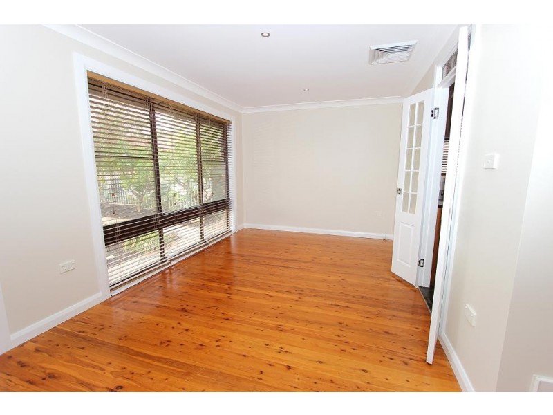 15 Ellis Place, Kings Langley NSW 2147