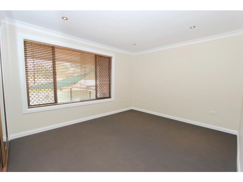15 Ellis Place, Kings Langley NSW 2147