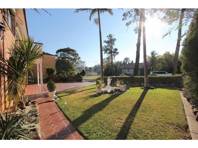 4 Stainsby Avenue, Kings Langley NSW 2147