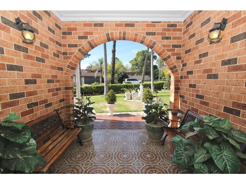 4 Stainsby Avenue, Kings Langley NSW 2147