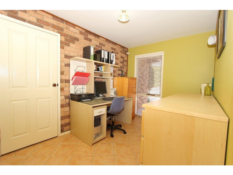 48 Shanke Crescent, Kings Langley NSW 2147