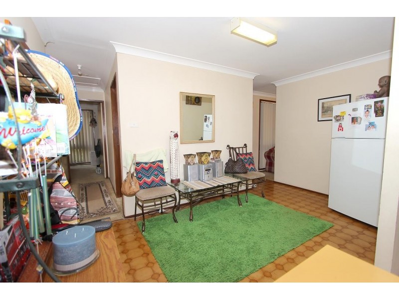 4 Gaiety Place, Doonside NSW 2767