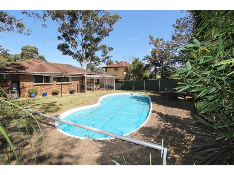 13 Hutchins Crescent, Kings Langley NSW 2147