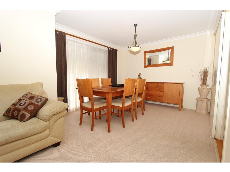 16 Shanke Crescent, Kings Langley NSW 2147