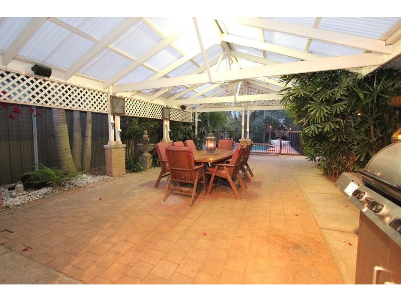 16 Shanke Crescent, Kings Langley NSW 2147