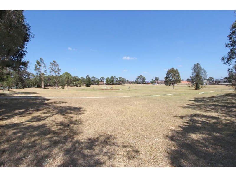 16 Shanke Crescent, Kings Langley NSW 2147