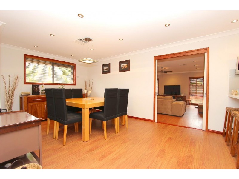 6 Brad Place, Kings Langley NSW 2147