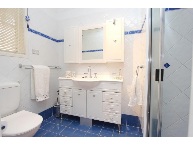 6 Brad Place, Kings Langley NSW 2147