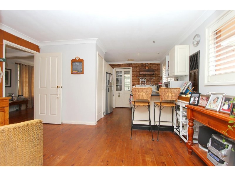 210 Madagascar Drive, Kings Park NSW 2148