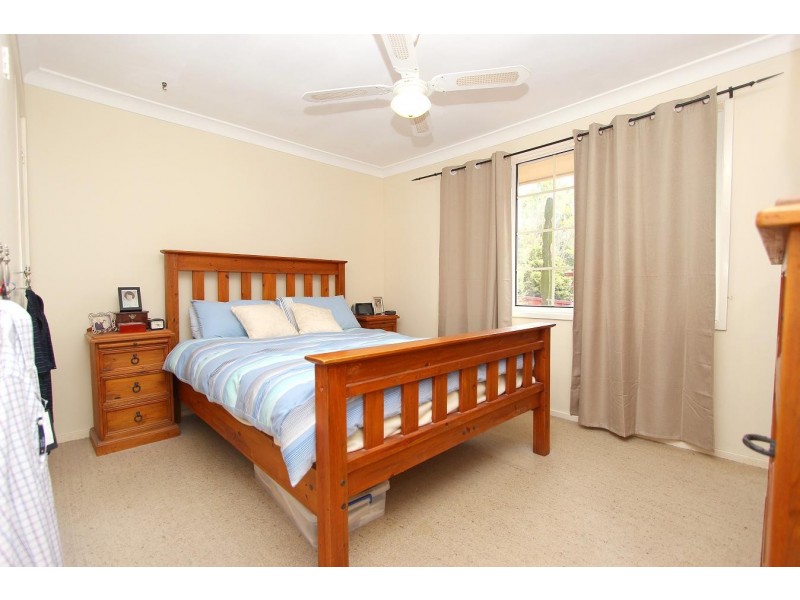 210 Madagascar Drive, Kings Park NSW 2148