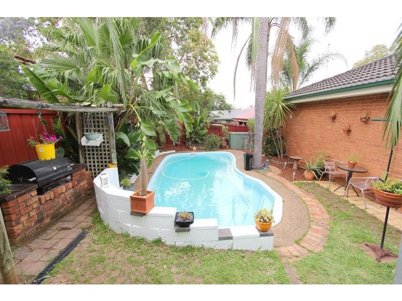 210 Madagascar Drive, Kings Park NSW 2148