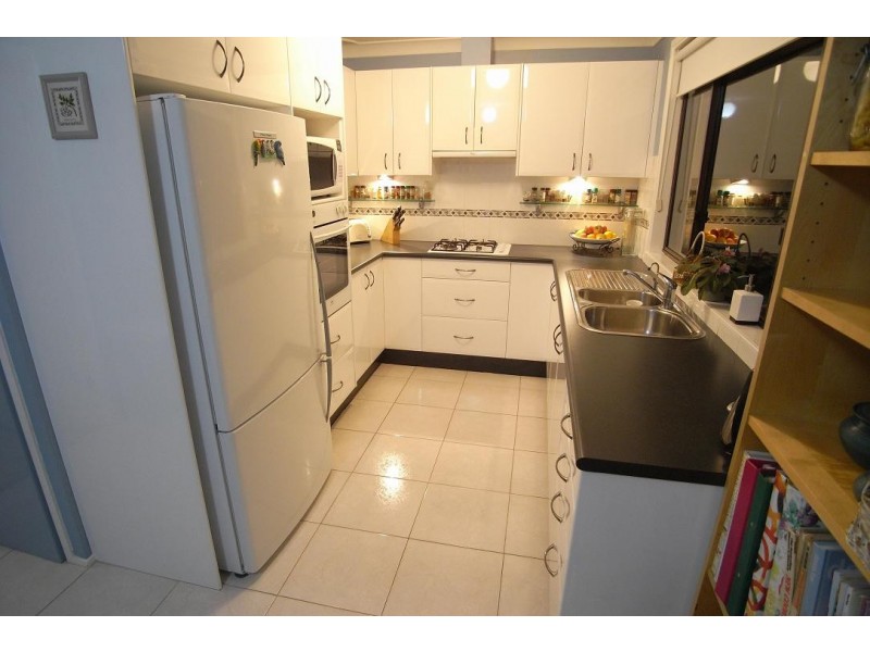 131 Madagascar Drive, Kings Park NSW 2148