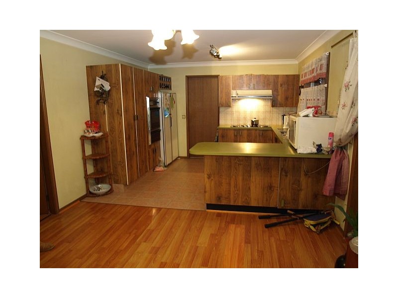 89 Whitby Rd, Kings Langley NSW 2147