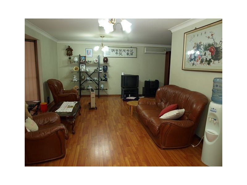 89 Whitby Rd, Kings Langley NSW 2147