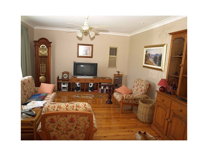 10 Camorta Cl, Kings Park NSW 2148