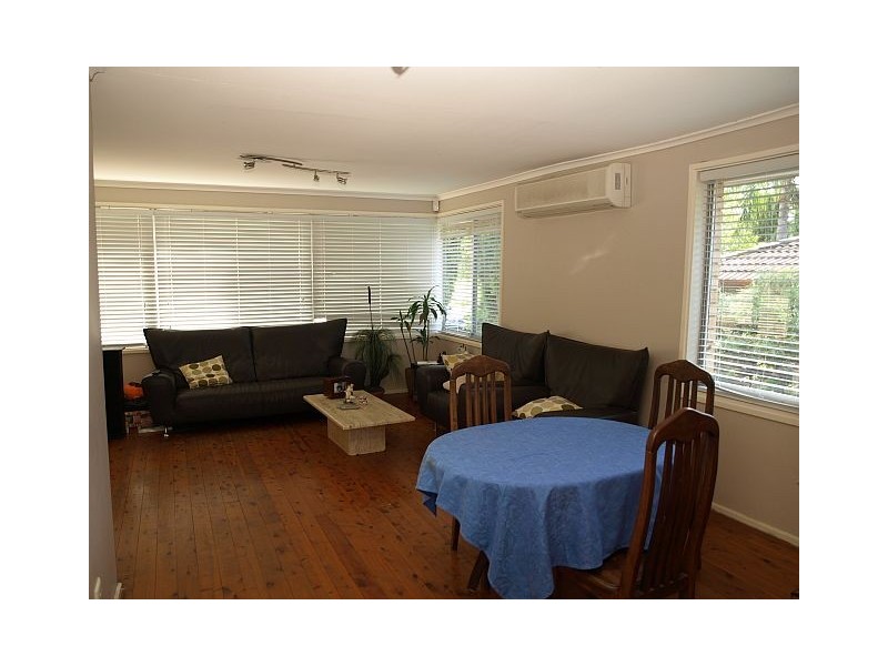 7 Hughes St, Kings Langley NSW 2147