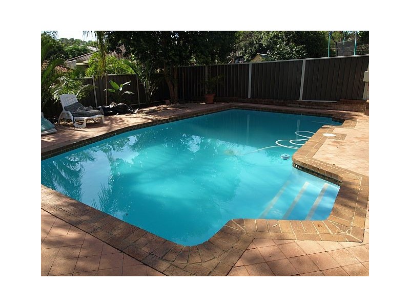 7 Hughes St, Kings Langley NSW 2147