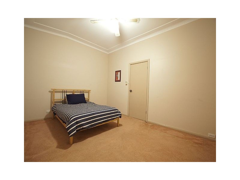 4 Selby Pl, Blacktown NSW 2148