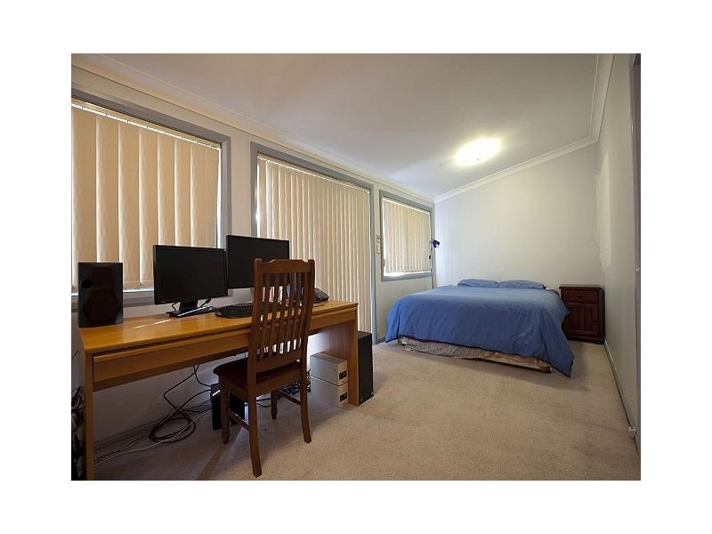 4 Selby Pl, Blacktown NSW 2148