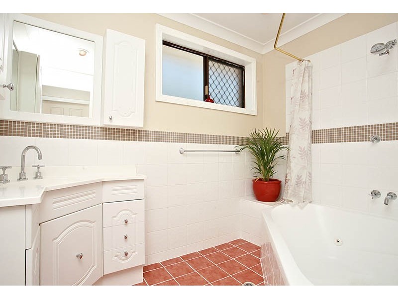 20 Joseph Banks Drive, Kings Langley NSW 2147