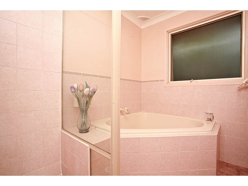 21 Solander Road, Kings Langley NSW 2147