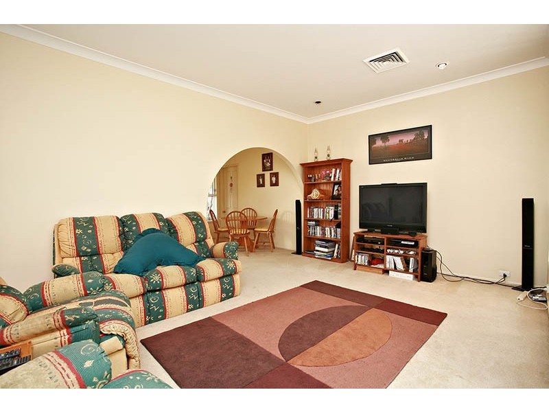 13 Pallister Street, Kings Langley NSW 2147