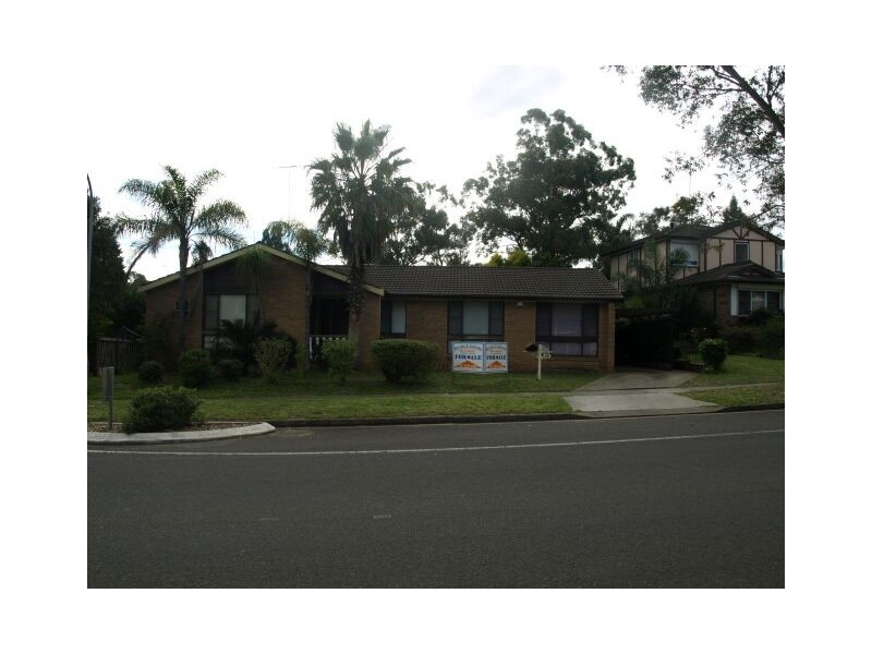 90 Madagascar Dr, Kings Park NSW 2148