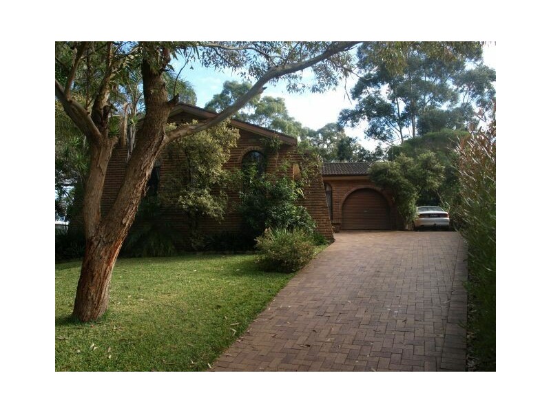 84 Faulkland Crescent, Kings Park NSW 2148