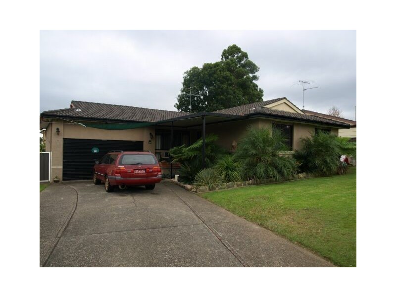 17 Solander Road, Kings Langley NSW 2147