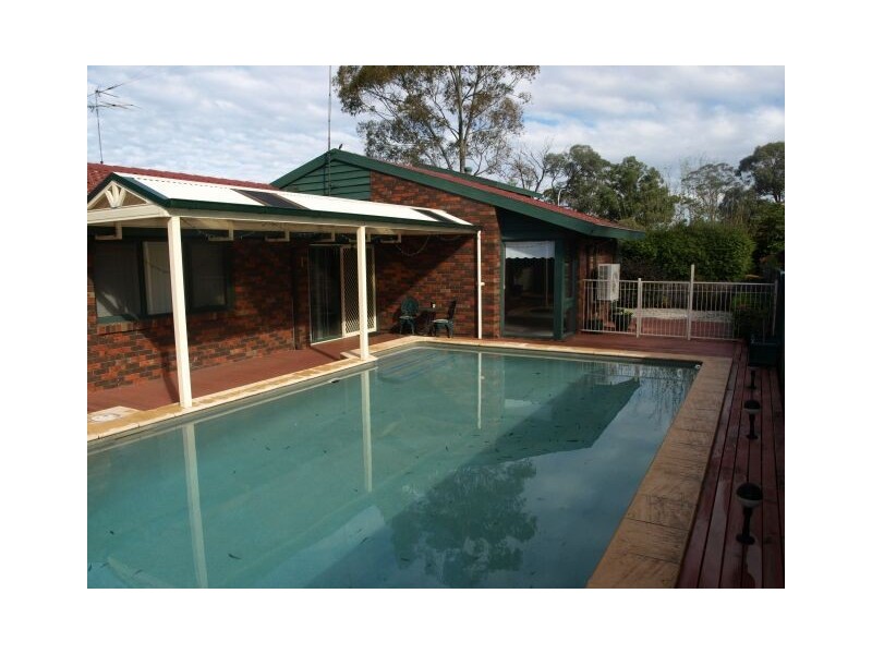 28 Whitby Road, Kings Langley NSW 2147