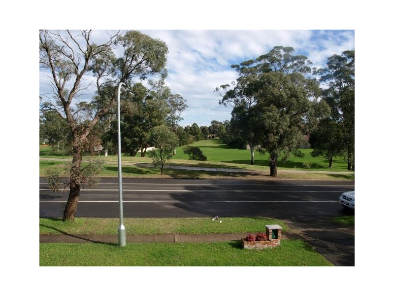 28 Whitby Road, Kings Langley NSW 2147