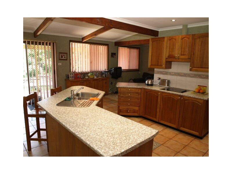 42 Gilbert Cres, Kings Langley NSW 2147