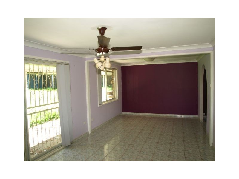 26 Ashcott St, Kings Langley NSW 2147
