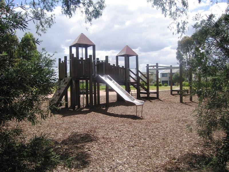 16 Tangerine Drive, Quakers Hill NSW 2763