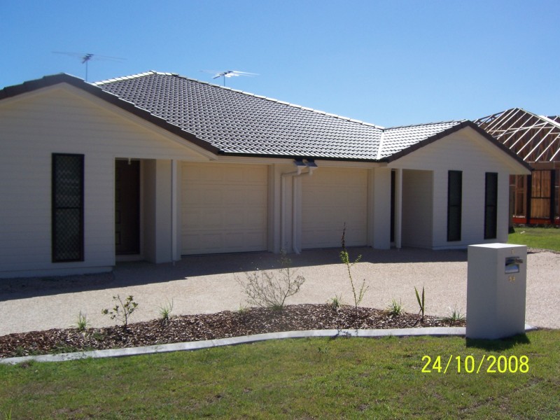 1/54 Berrigan Street, Redbank Plains QLD 4301