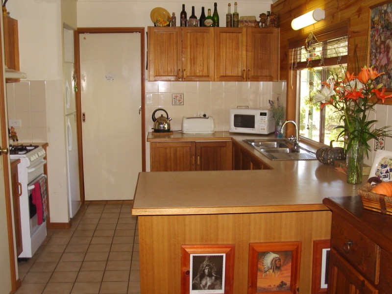 100 Merluna Rd, Park Ridge QLD 4125