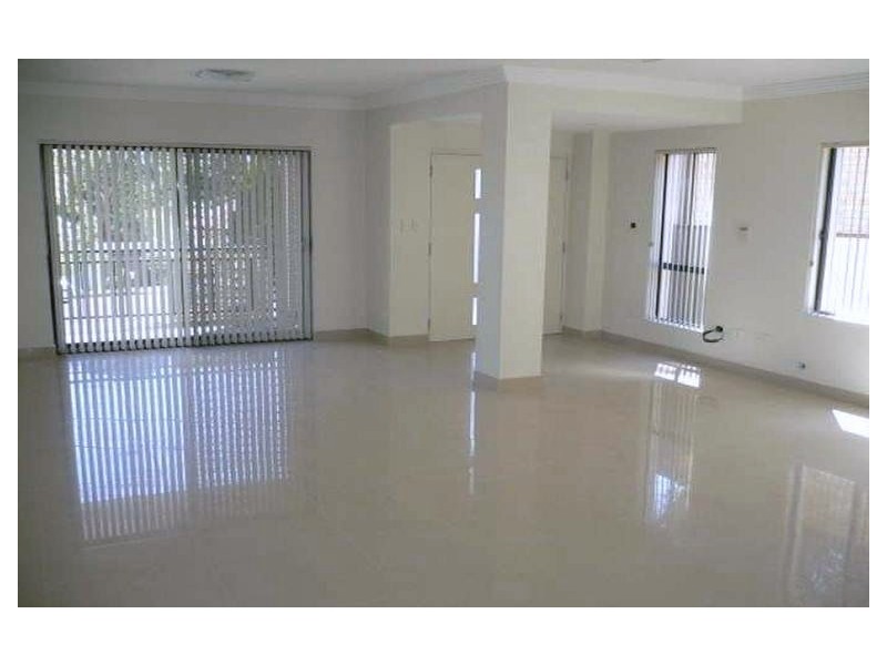 30 Mavis Street, Peakhurst NSW 2210