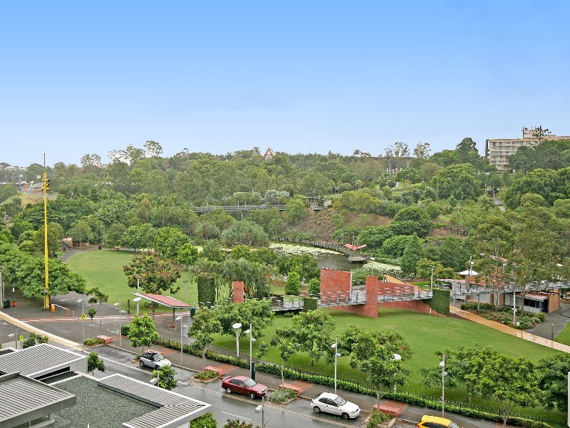 3022/3 Parkland Blvd, Brisbane QLD 4000