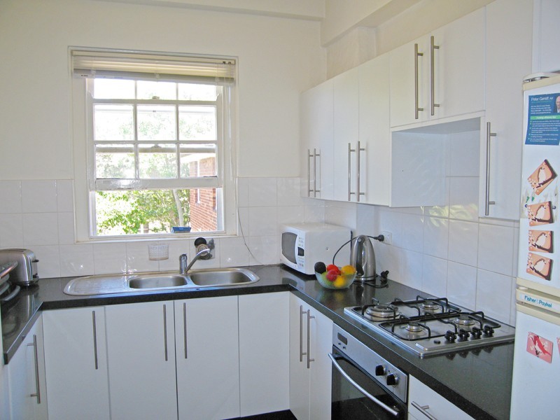 18/5-11 Samuel Terry Avenue, Kensington NSW 2033