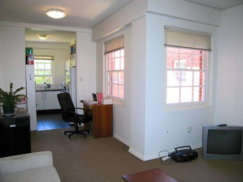 18/5-11 Samuel Terry Avenue, Kensington NSW 2033