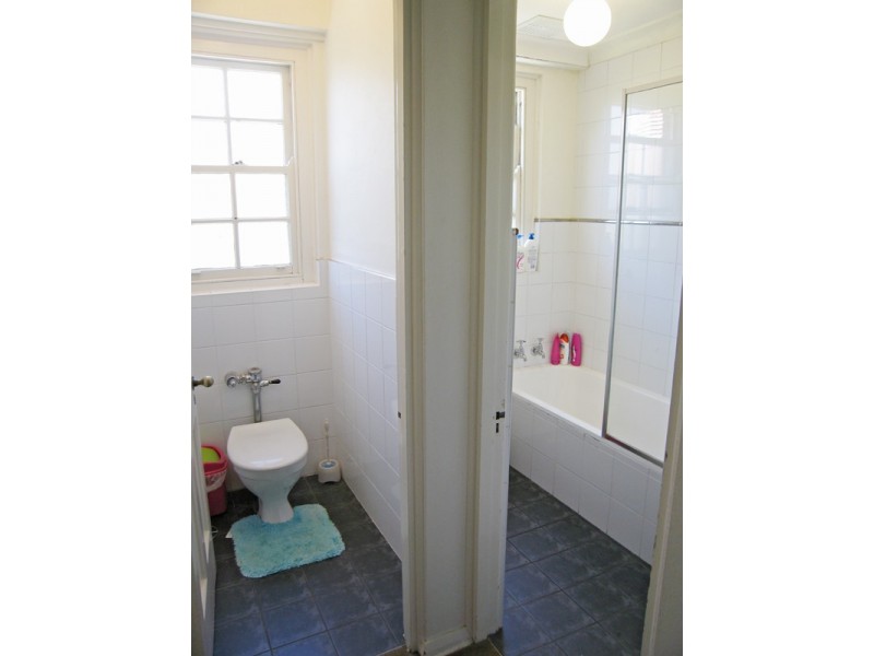 18/5-11 Samuel Terry Avenue, Kensington NSW 2033