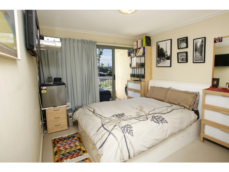 3/64 Lawson Square, Redfern NSW 2016