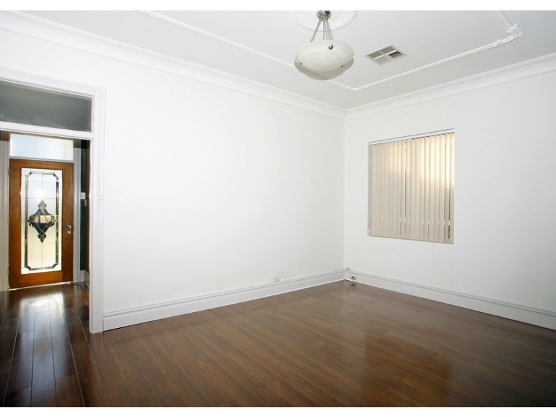 27 Samuel Terry Avenue, Kensington NSW 2033